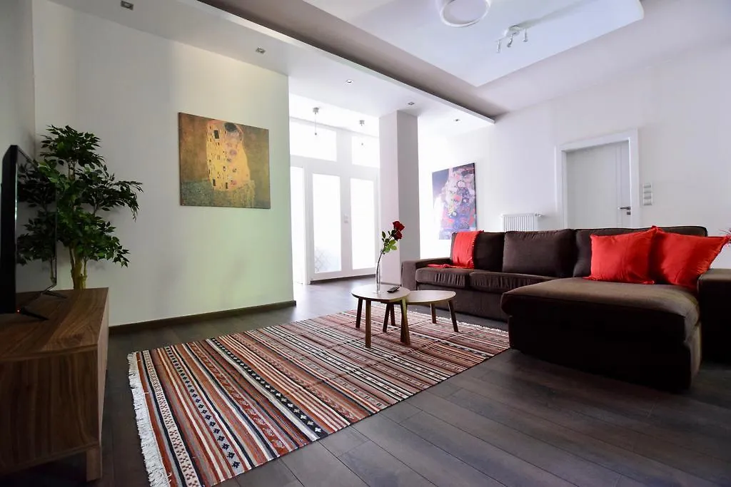 Standard Apartment By Hi5 - Close To Buda Castle Budapest